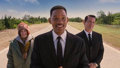 изображение,скриншот к Люди в черном 3 / Men in Black III (2012) МР4