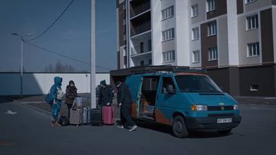 изображение,скриншот к Волонтери (Сезон 1) (2023) 16 серий